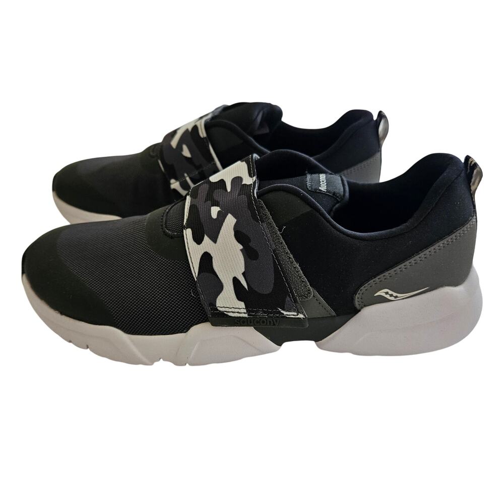 Saucony Youth Vertex Sneaker Size 6 Hook and Loop Closure Camo Athletic Shoes